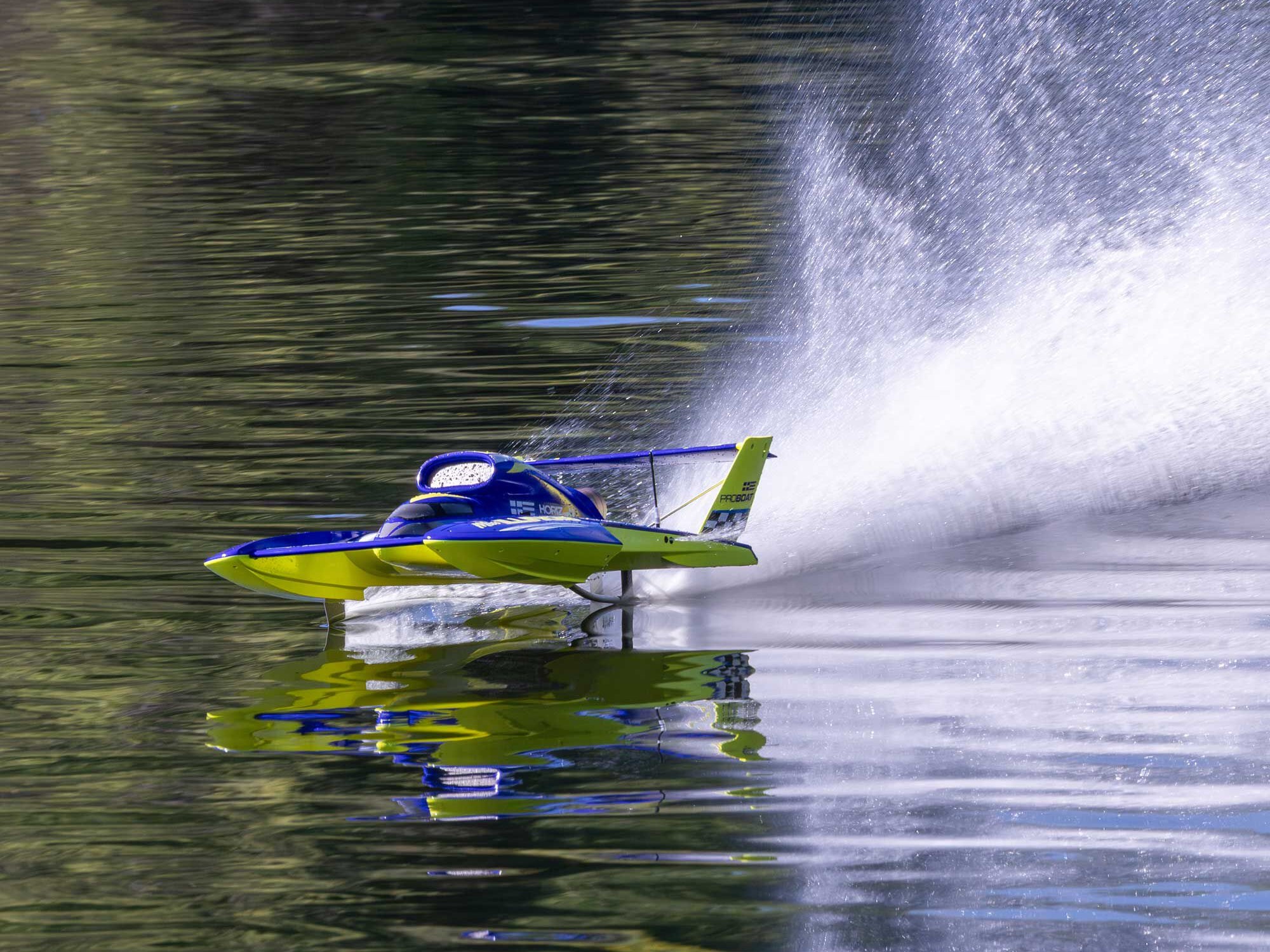 RC speed boat