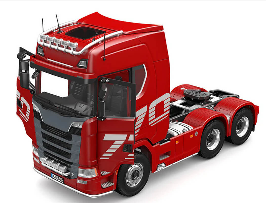 RC scale truck